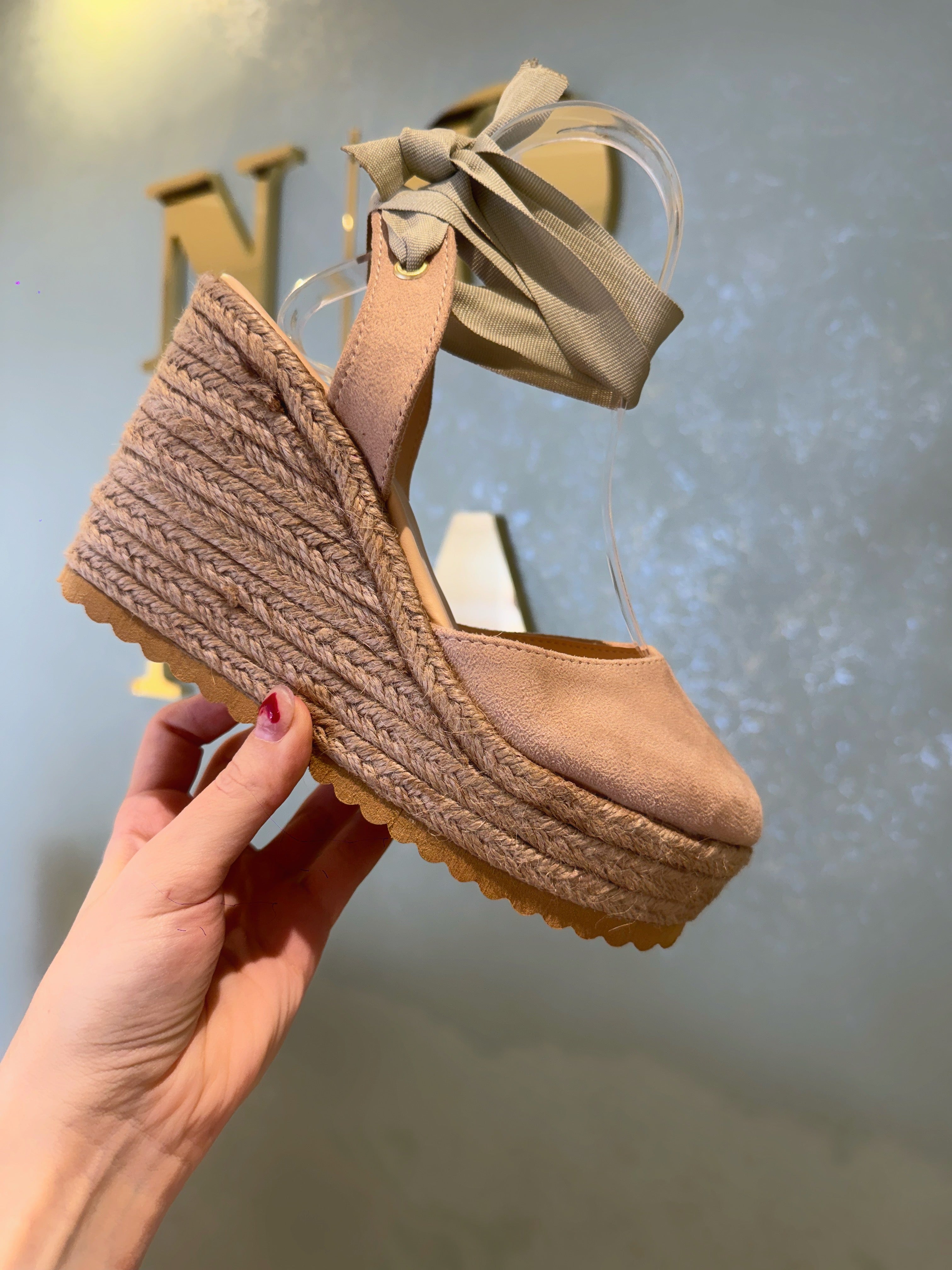 Alpargata Cerrada Nude