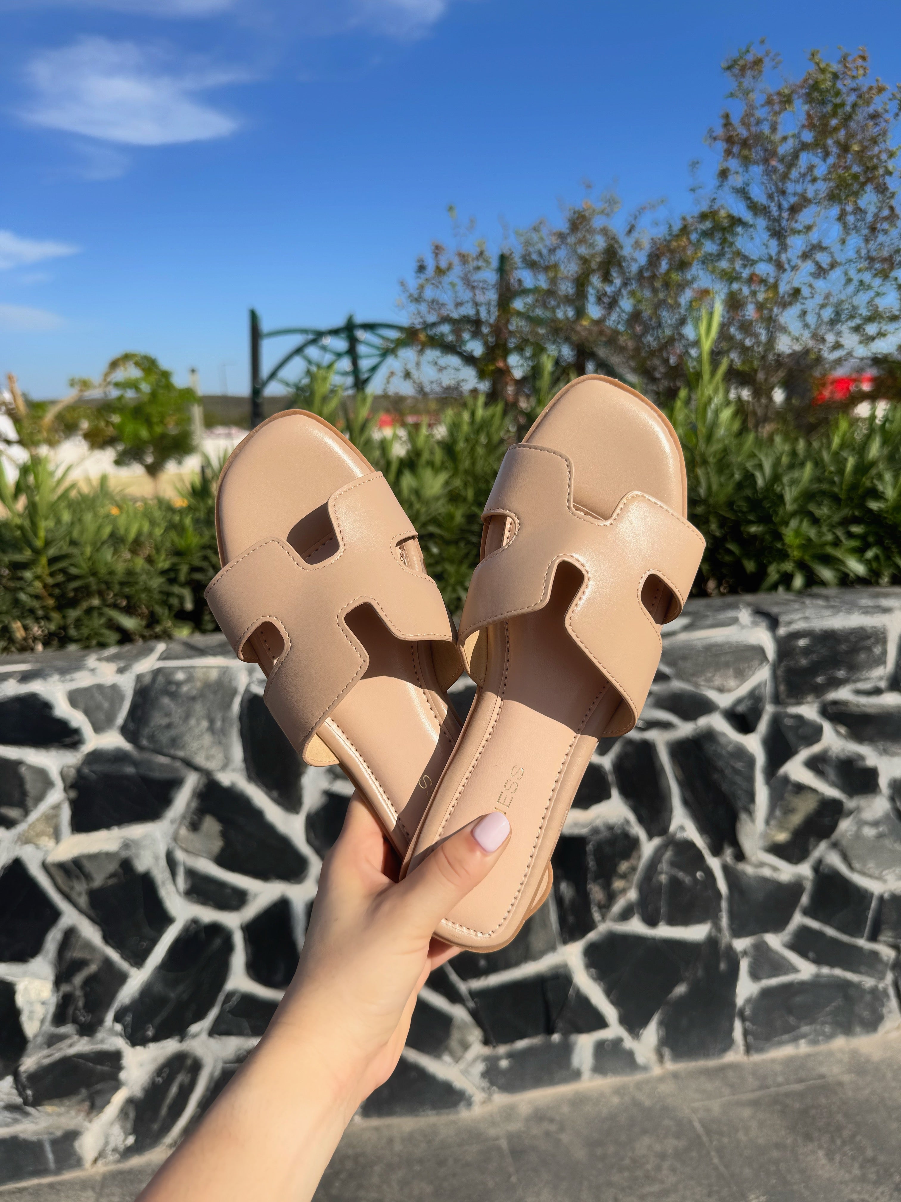 Sandalia Kalyn55 Beige