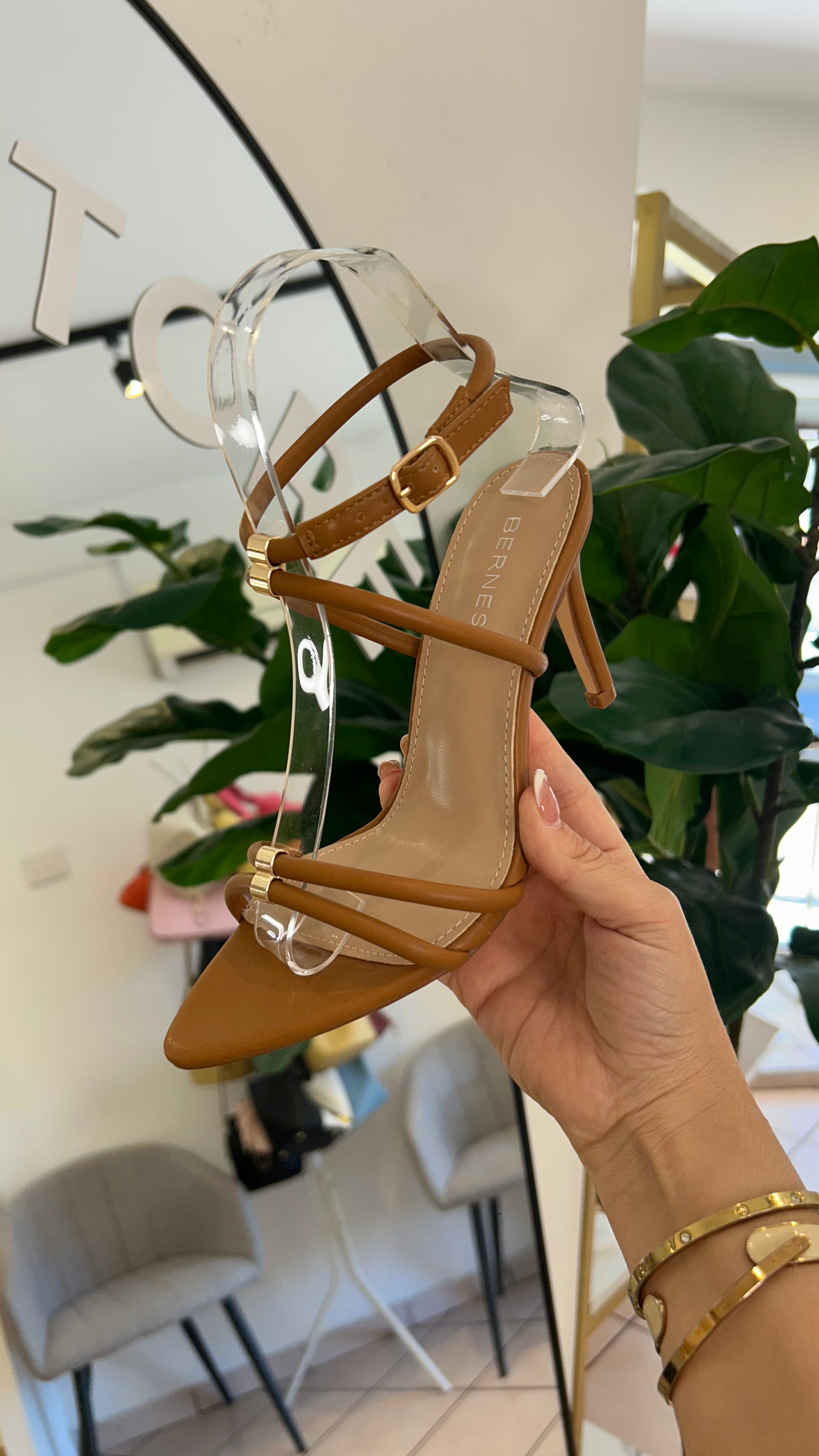 Zapatilla Candelaria Camel