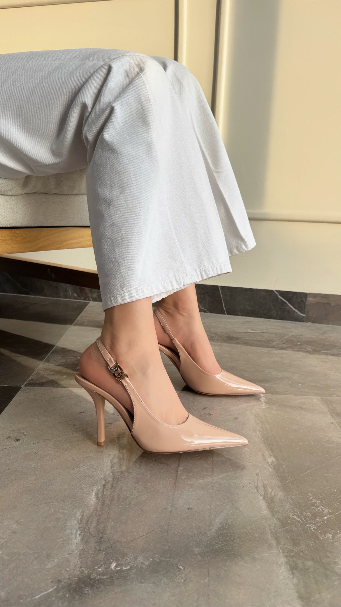 Zapatilla Coetta Beige