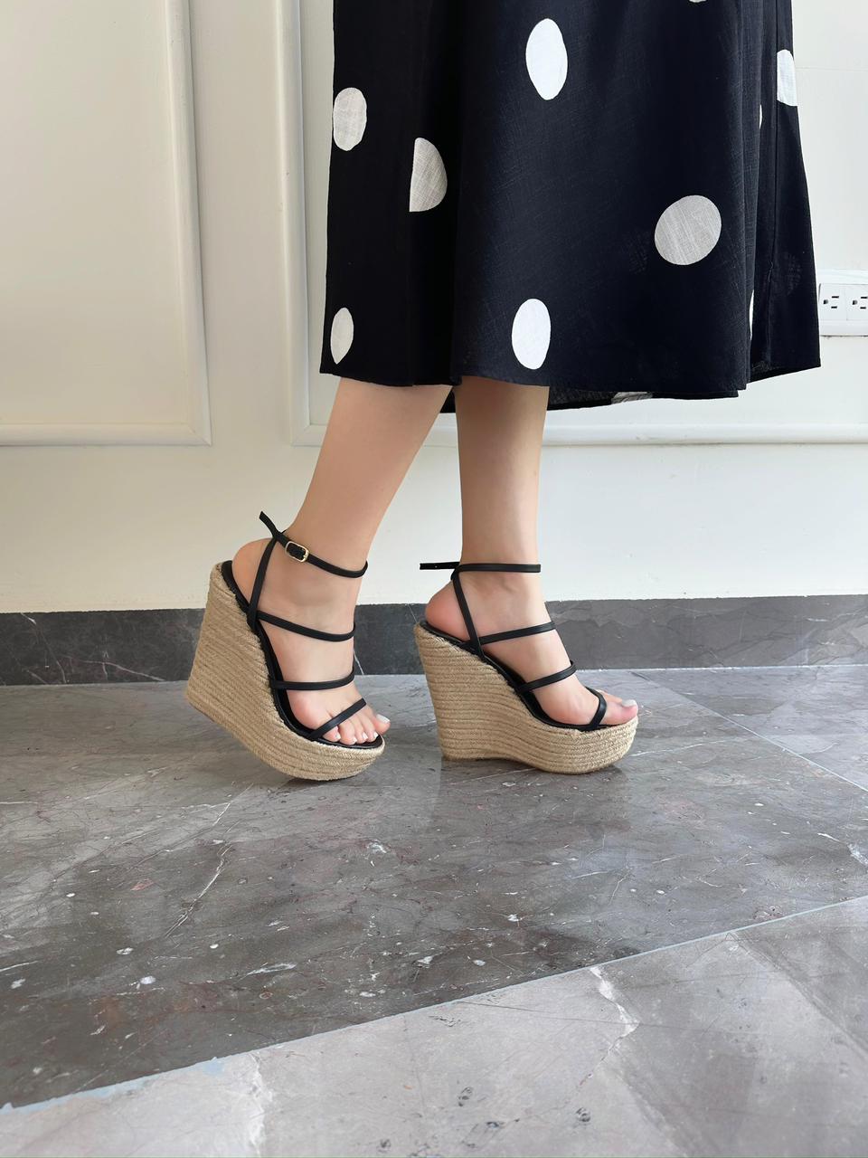 Alpargata Tiras Negras